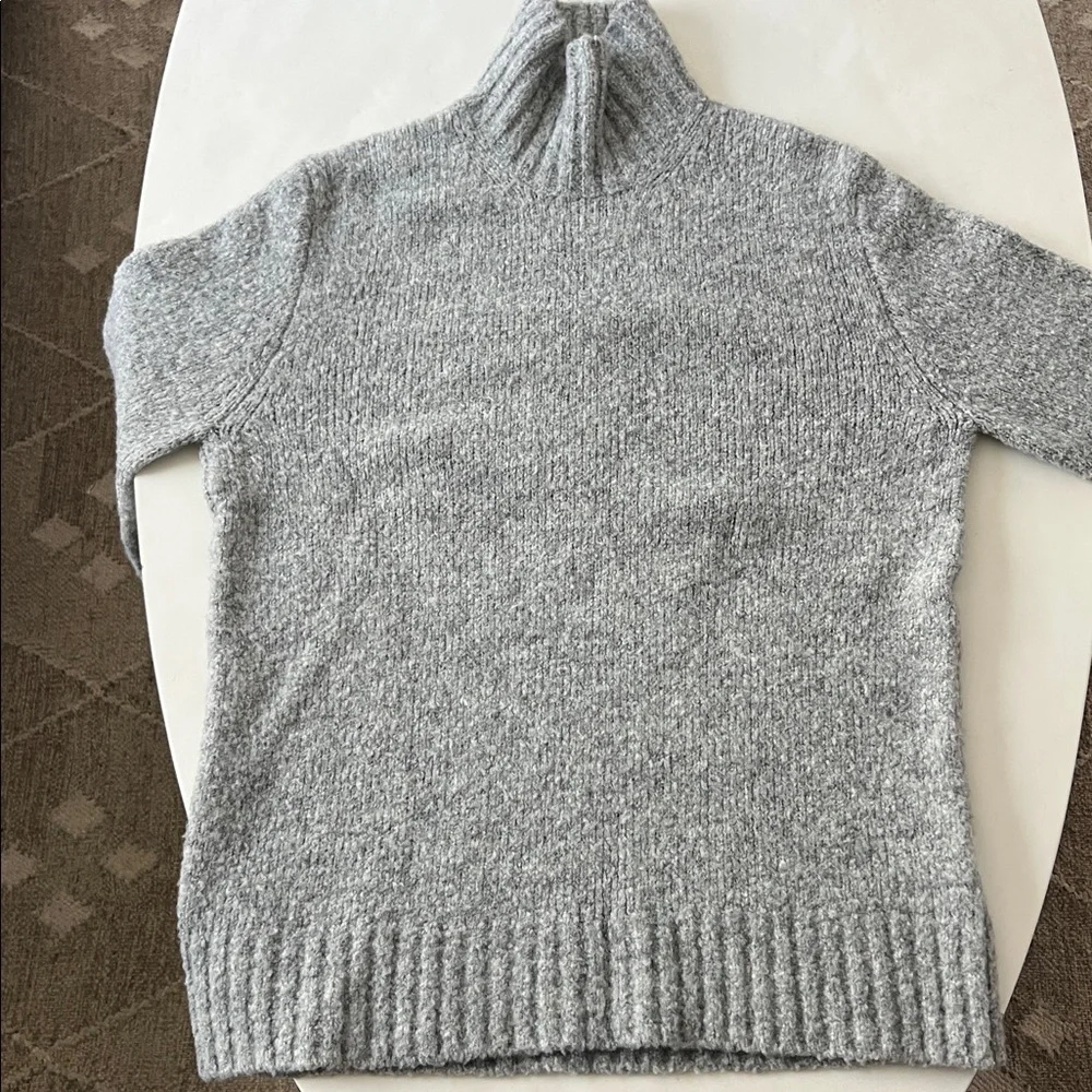 Vintage VTG J.Crew Men's Wool Blend Knit Turtleneck Classic Sweater Grey Gray M